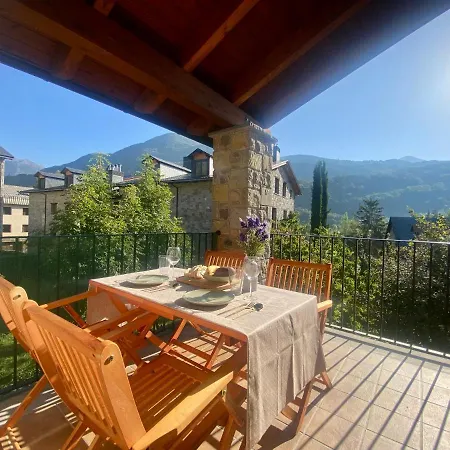 Apartment Balcon Del Esera