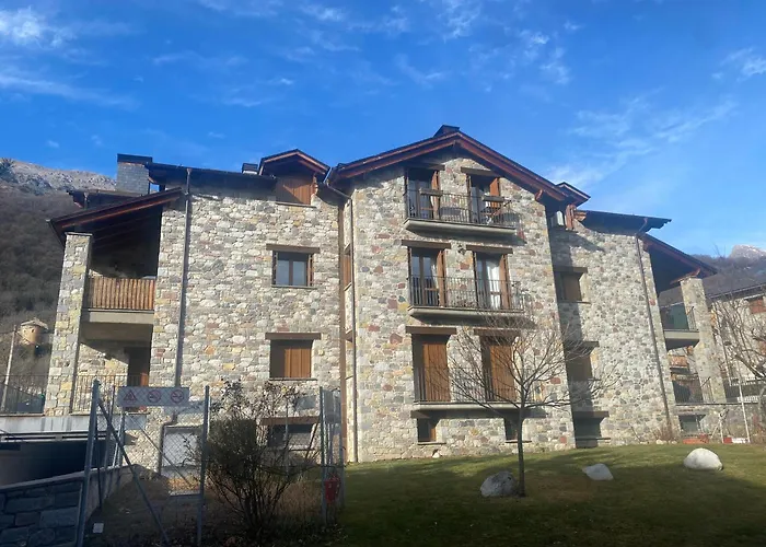 Lägenhet Balcon Del Esera